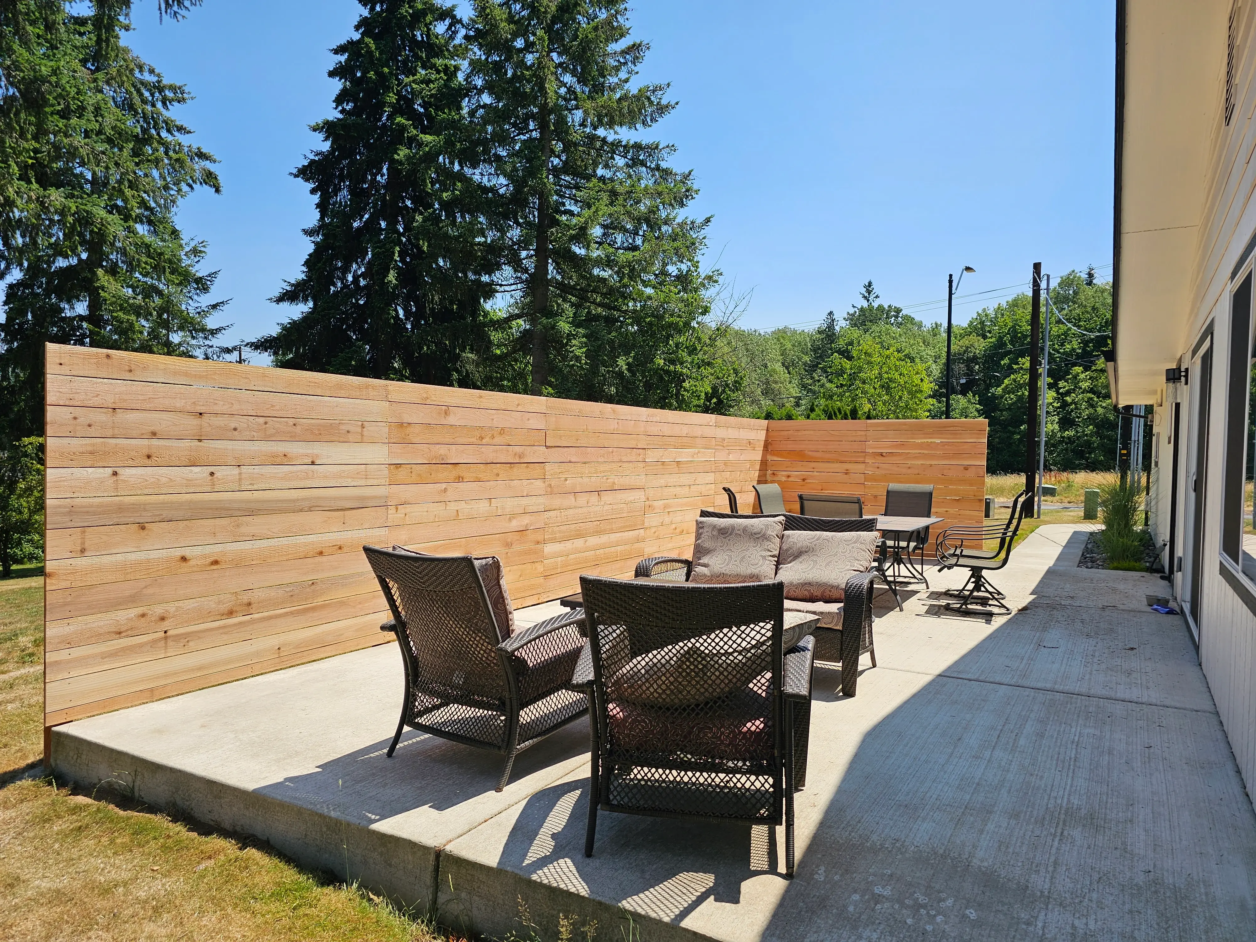 A very nice looking fence.